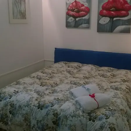 Casa Vacanza Conte Tramontano *